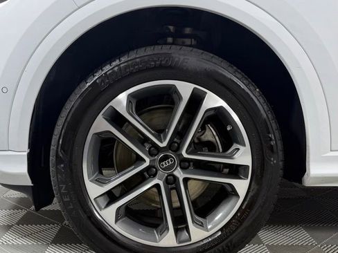 Used 2025 Audi Q5 Premium w/ Convenience Package AWD/4WD image 9
