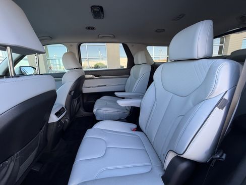Used 2025 Hyundai Palisade SEL FWD image 17