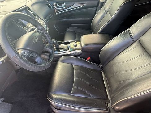 Used 2017 INFINITI QX60 image 5