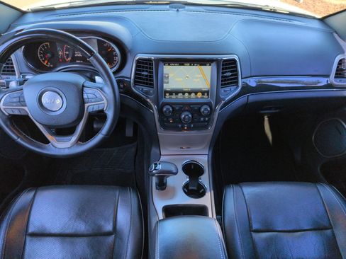 Used 2015 Jeep Grand Cherokee Overland image 29