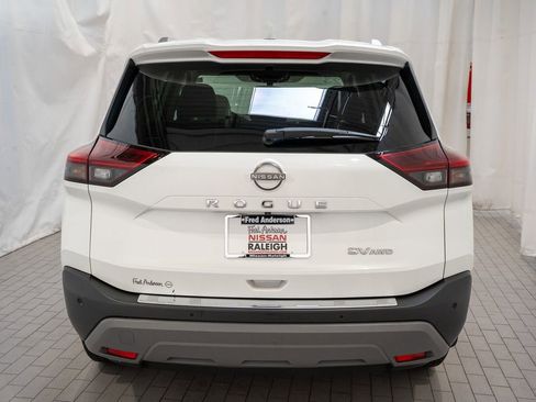 Certified 2023 Nissan Rogue SV w/ SV Premium B Package image 4