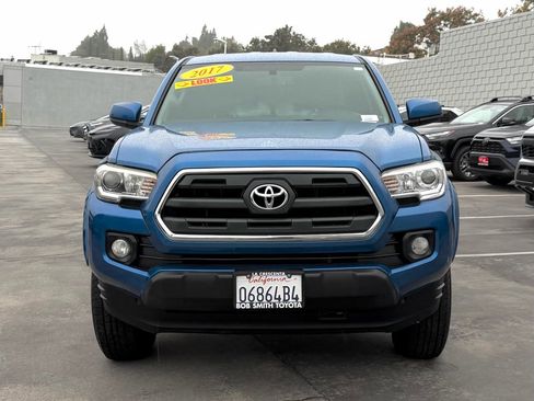 Used 2017 Toyota Tacoma SR5 image 3