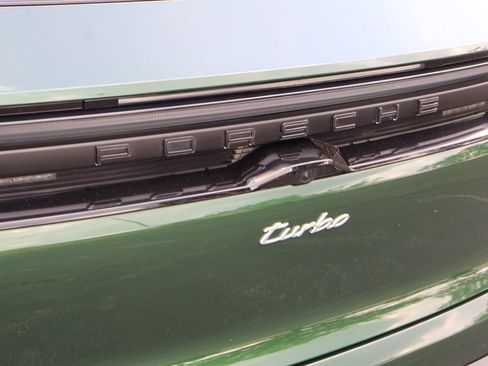 Certified 2024 Porsche Macan Turbo Electric AWD/4WD image 6