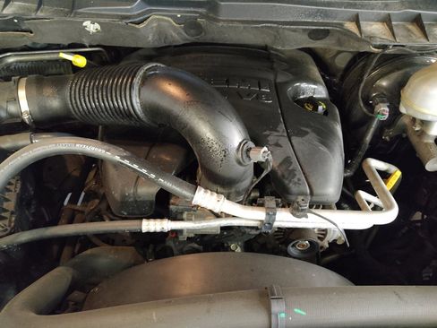 Used 2013 RAM 1500 Laramie w/ Convenience Group RWD image 30