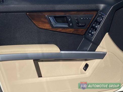 Used 2010 Mercedes-Benz GLK 350 4MATIC image 21