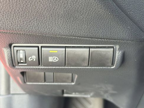 Used 2023 Toyota Corolla Cross LE FWD image 25