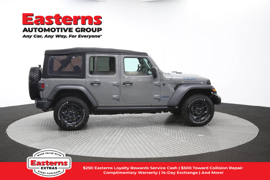 Used 2023 Jeep Wrangler Unlimited w/ Cold Weather Group AWD/4WD image 47