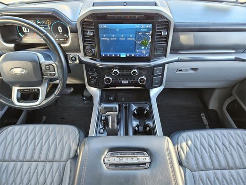Used 2022 Ford F150 Limited image 13