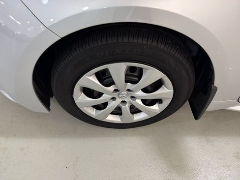Used 2026 Toyota Corolla LE FWD image 11