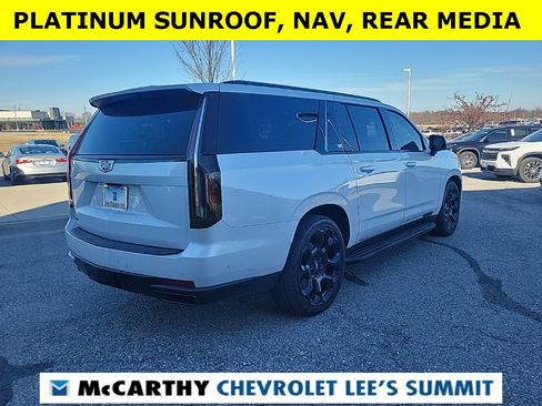 Used 2024 Cadillac Escalade ESV Sport Platinum w/ LPO, ONYX Package image 17