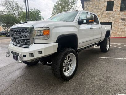 Used 2018 GMC Sierra 2500 Denali w/ Duramax Plus Package