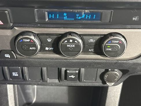 Used 2023 Toyota Tacoma SR AWD/4WD image 33