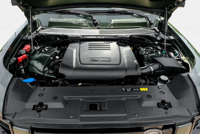 New 2026 Land Rover Defender 110 S AWD/4WD image 54