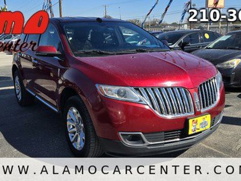 Used 2013 Lincoln MKX FWD image 7