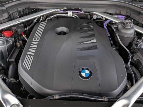 New 2026 BMW X5 sDrive40i image 17