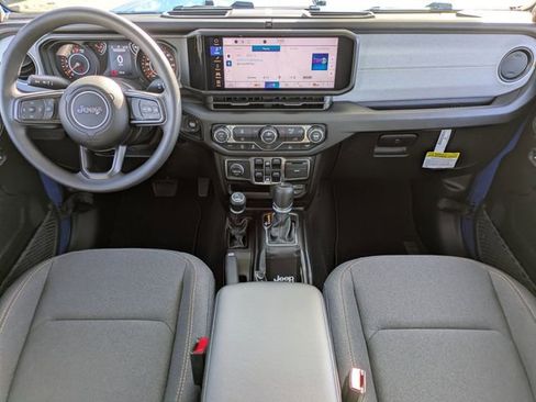 New 2026 Jeep Gladiator Sport AWD/4WD image 16