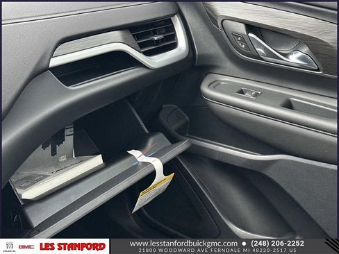 Certified 2022 GMC Terrain SLT w/ Tech Package image 36