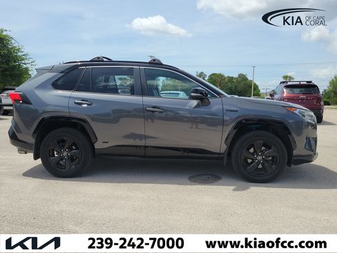 Used 2020 Toyota RAV4 XSE w/ All Weather Liner Package AWD/4WD image 3