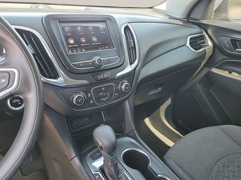 Used 2023 Chevrolet Equinox LT AWD/4WD image 20