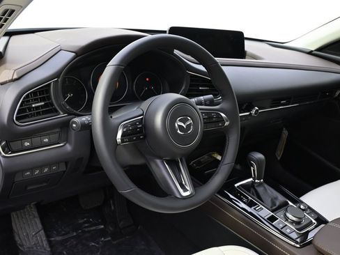 New 2025 MAZDA CX-30 2.5 Turbo w/ Premium Package image 11