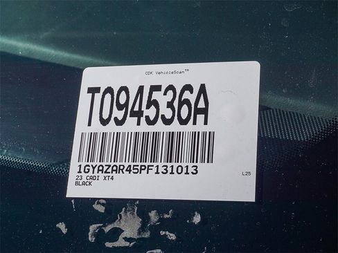 Used 2023 Cadillac XT4 Luxury w/ Cold Weather Package image 26