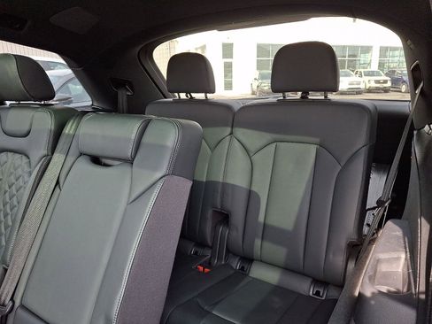 Used 2021 Audi SQ7 Premium Plus image 11