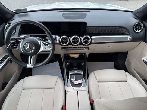 Certified 2025 Mercedes-Benz GLB 250 4MATIC image 11