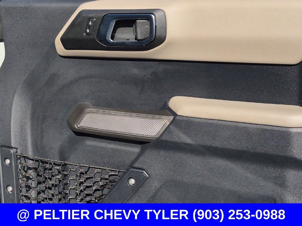Used 2023 Ford Bronco Wildtrak AWD/4WD image 16