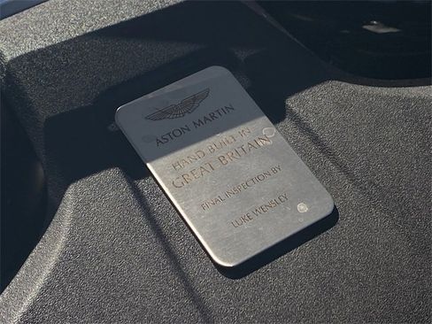 Used 2022 Aston Martin V8 Vantage Roadster image 29