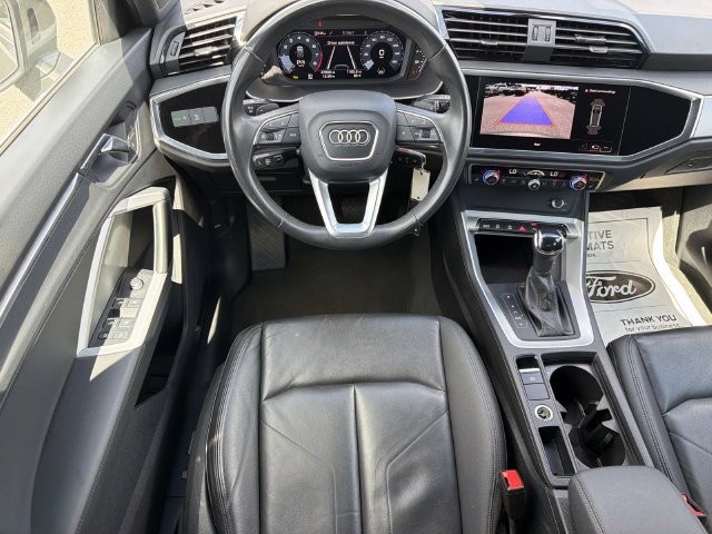 Used 2025 Audi Q3 2.0T Premium AWD/4WD image 15