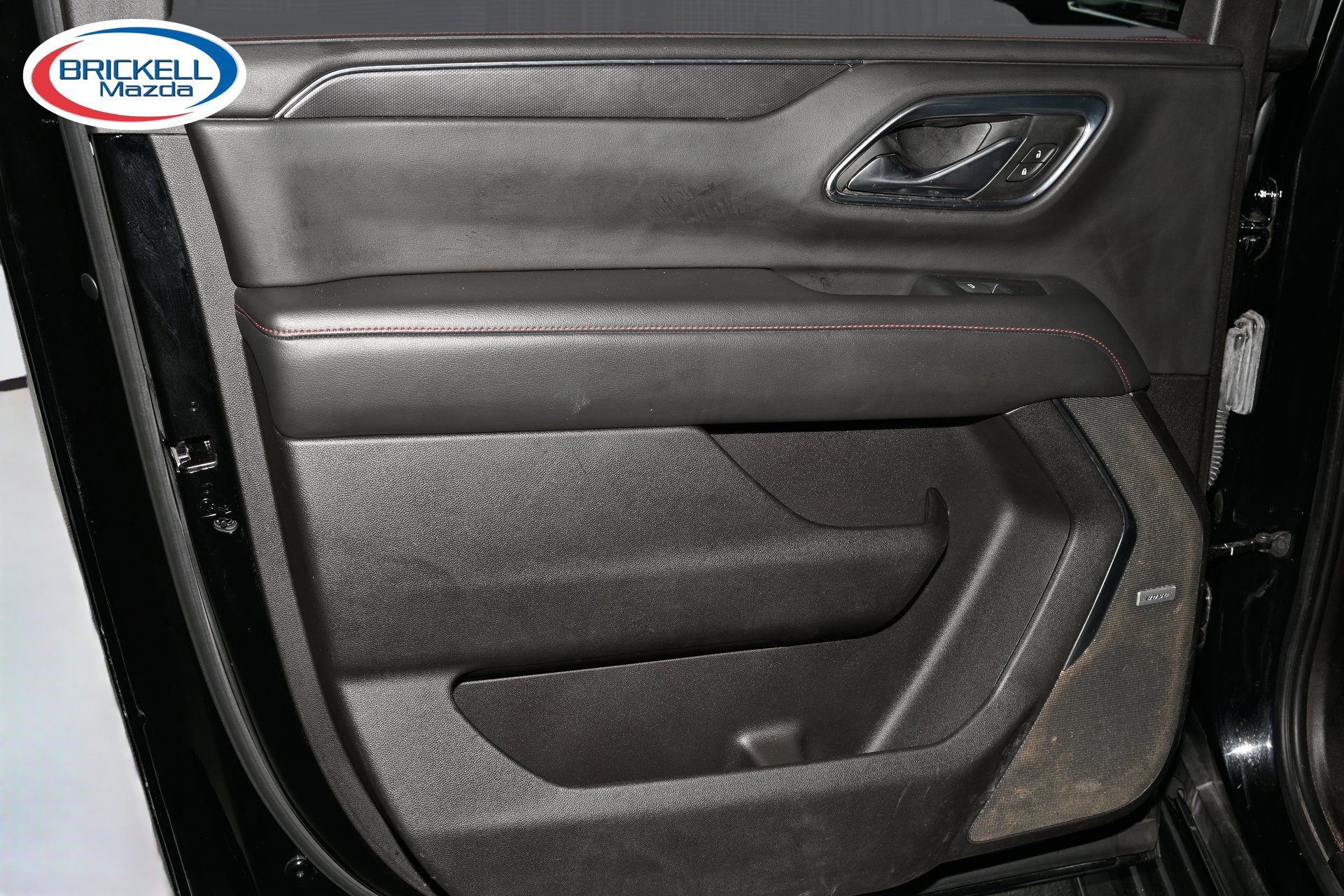 Used 2021 Chevrolet Suburban RST w/ Luxury Package RWD image 18