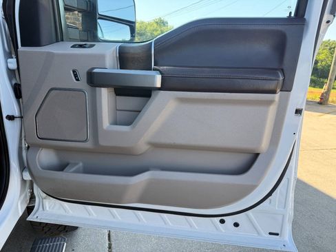 Used 2018 Ford F350 Limited w/ FX4 4x4 Off Road Package image 37