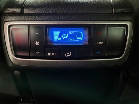 Used 2019 Toyota Highlander LE image 74