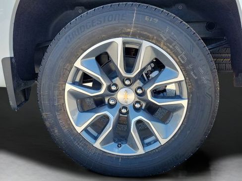 New 2026 Chevrolet Silverado 1500 LT AWD/4WD image 7