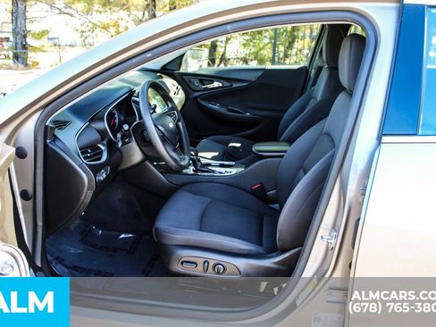 Used 2024 Chevrolet Malibu LT image 16