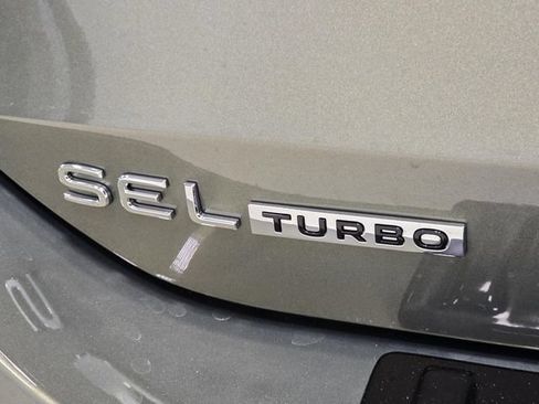 New 2026 Volkswagen Tiguan SEL R-Line AWD/4WD image 6