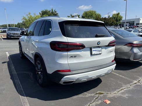 Used 2022 BMW X5 sDrive40i w/ Premium Package RWD image 19