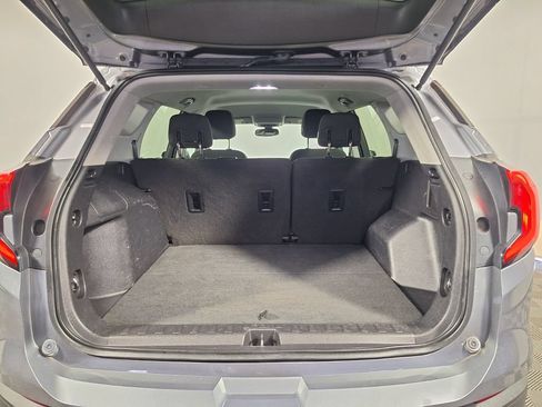 Used 2018 GMC Terrain SLE FWD image 24