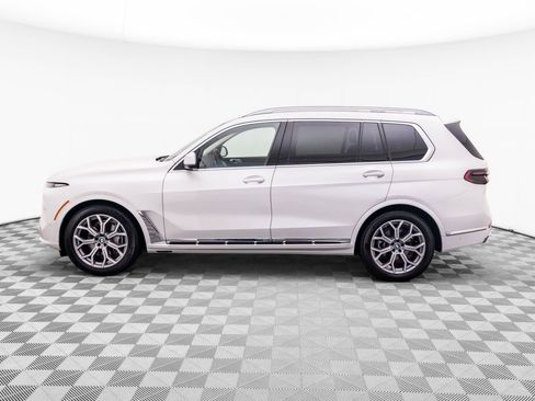 Certified 2026 BMW X7 xDrive40i AWD/4WD image 2