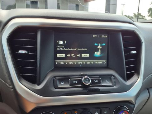 Used 2018 GMC Acadia SLE FWD image 19