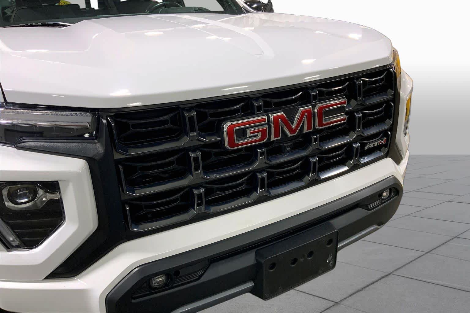 Used 2023 GMC Canyon AT4 w/ AT4 Premium Package AWD/4WD image 30