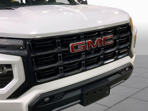 Used 2023 GMC Canyon AT4 w/ AT4 Premium Package AWD/4WD image 30