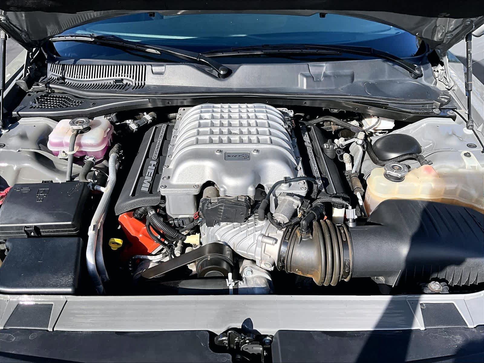 Used 2017 Dodge Challenger SRT Hellcat RWD image 14