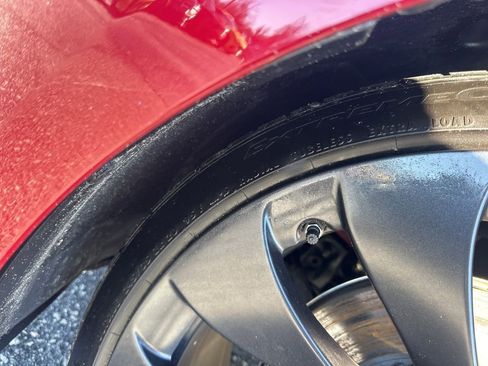 Used 2023 Tesla Model 3 Performance image 33