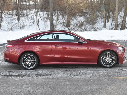 Used 2018 Mercedes-Benz E 400 E 400 4MATIC image 10