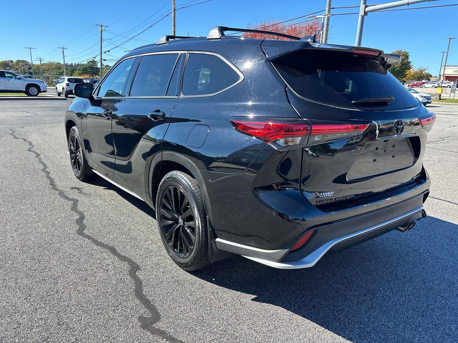 Used 2023 Toyota Highlander XSE AWD/4WD image 5