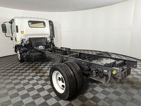 New 2024 Chevrolet Low Cab Forward 5500XD image 7