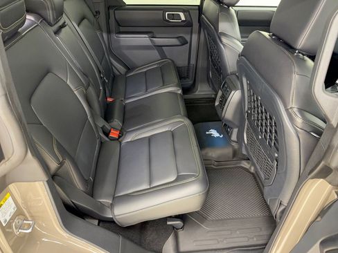 Used 2025 Ford Bronco Badlands AWD/4WD image 29
