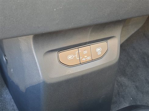 New 2025 Kia EV6 Wind image 27