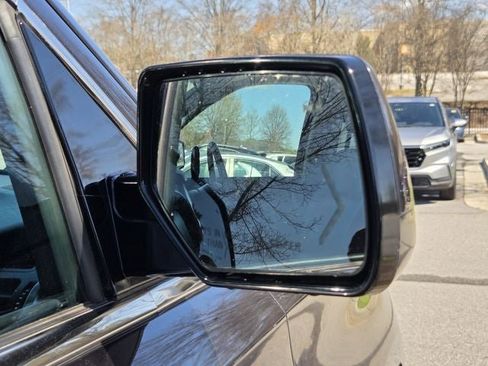 Used 2017 Chevrolet Tahoe LT image 29